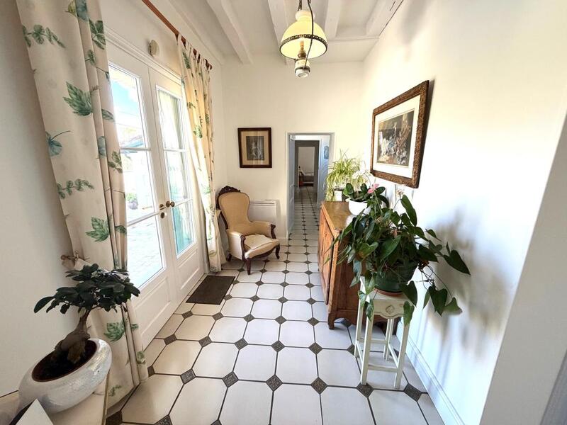 Demeure - 170 m² - 7 pièces