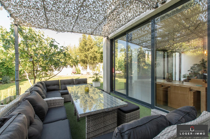 Maison contemporaine - 206 m² - 5 pièces