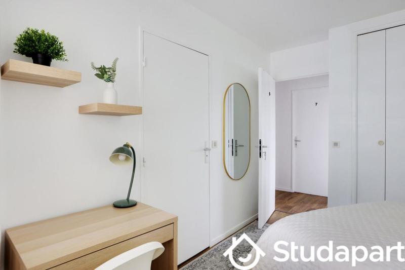 Chambre - 10 m² - 1 pièce