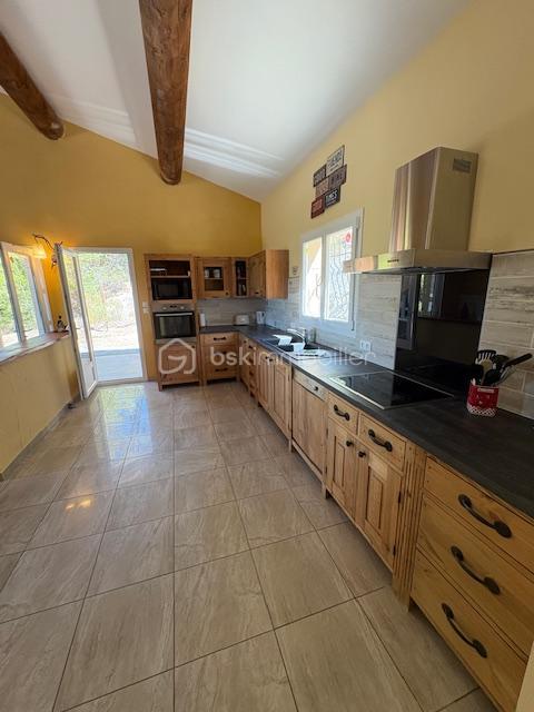 Château - 177 m² - 6 pièces