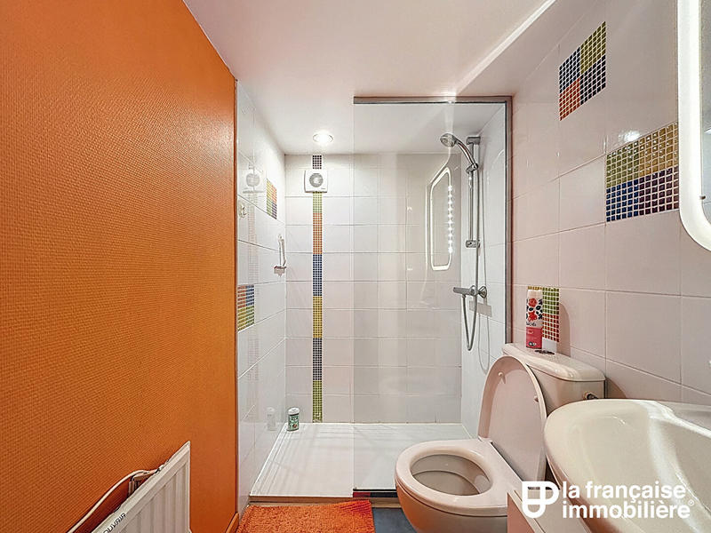 Maison - 92 m² - 6 pièces