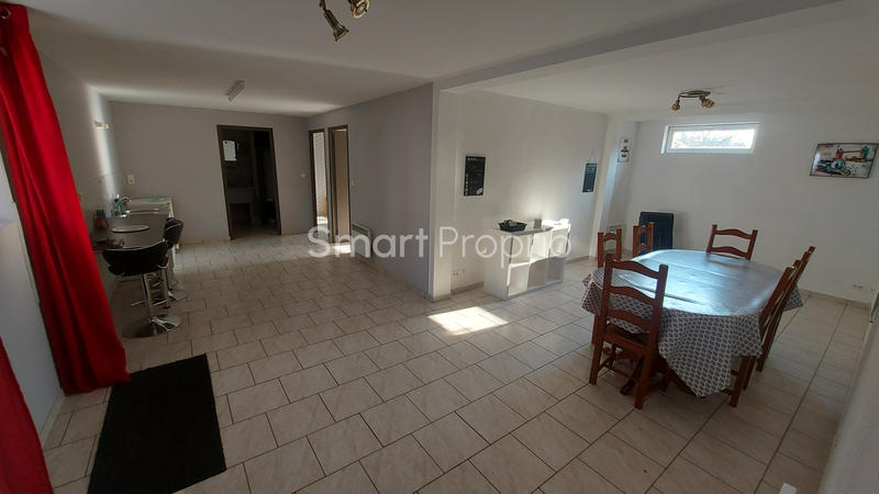 Maison - 272 m² - 13 pièces