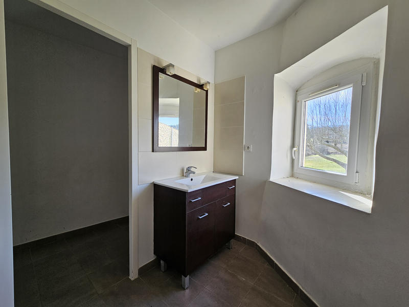 Maison de village - 130 m² - 8 pièces