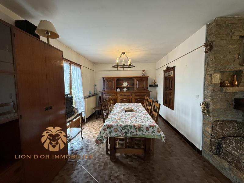 Maison - 92 m² - 5 pièces