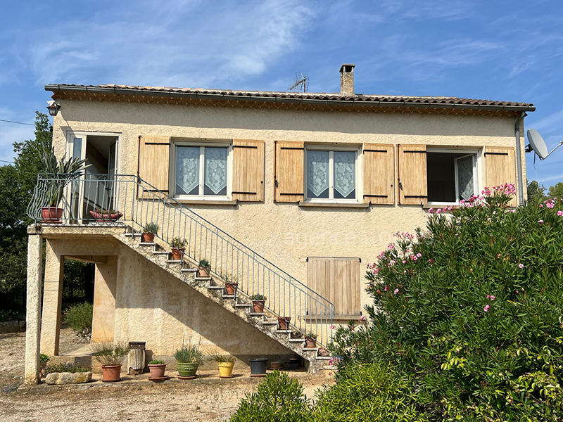 Maison - 98 m² - 4 pièces