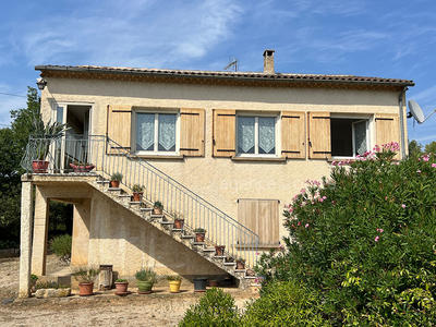 Maison - 98 m² - 4 pièces