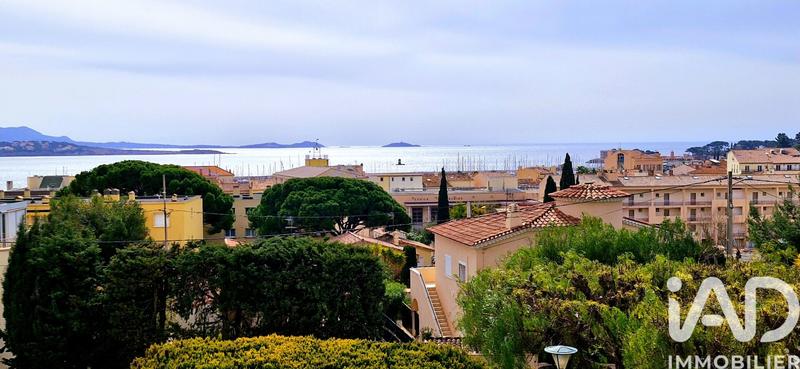 Appartement - 94 m² - 4 pièces