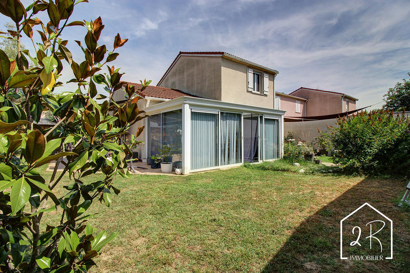 Maison - 115 m² - 4 pièces