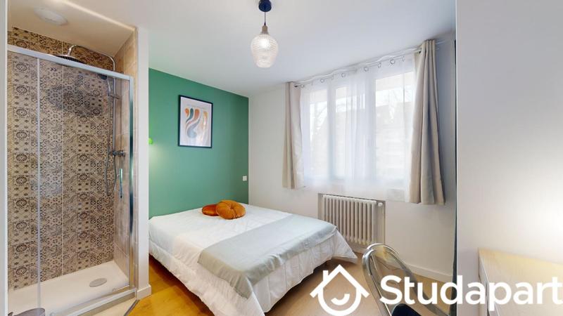 Chambre - 11 m² - 1 pièce