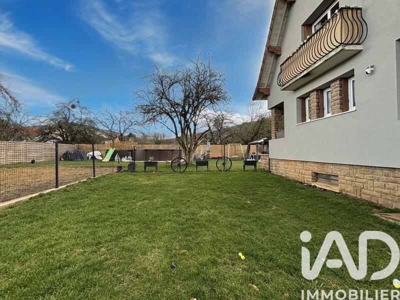 Maison - 177 m² - 7 pièces