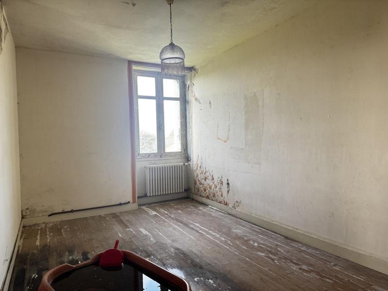 Maison - 170 m² - 7 pièces