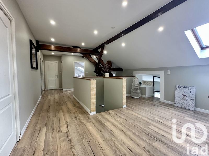 Maison - 167 m² - 6 pièces