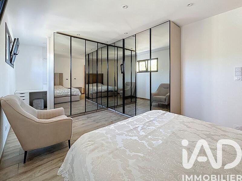 Maison - 163 m² - 6 pièces