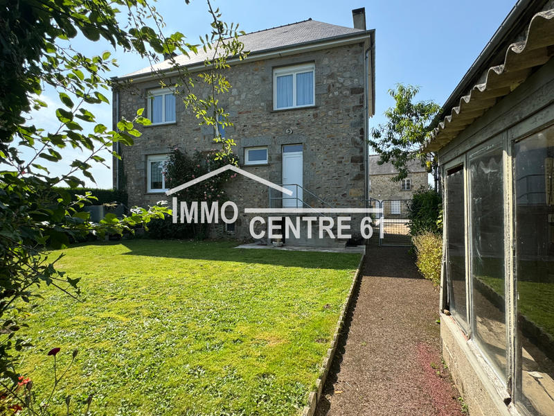 Maison - 121 m² - 5 pièces