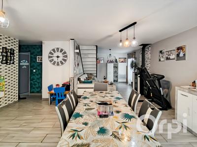 Maison - 116 m² - 6 pièces