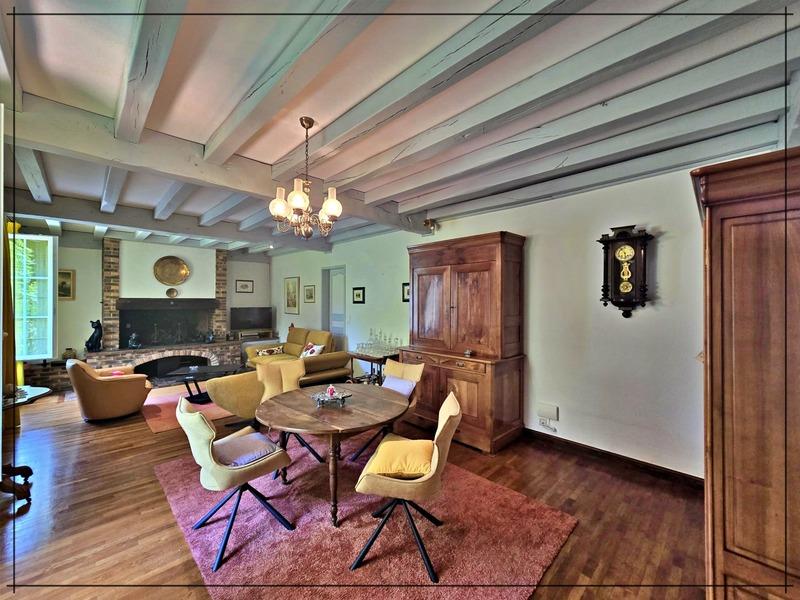 Maison - 180 m² - 6 pièces