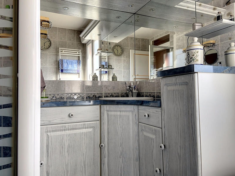 Maison - 106 m² - 8 pièces