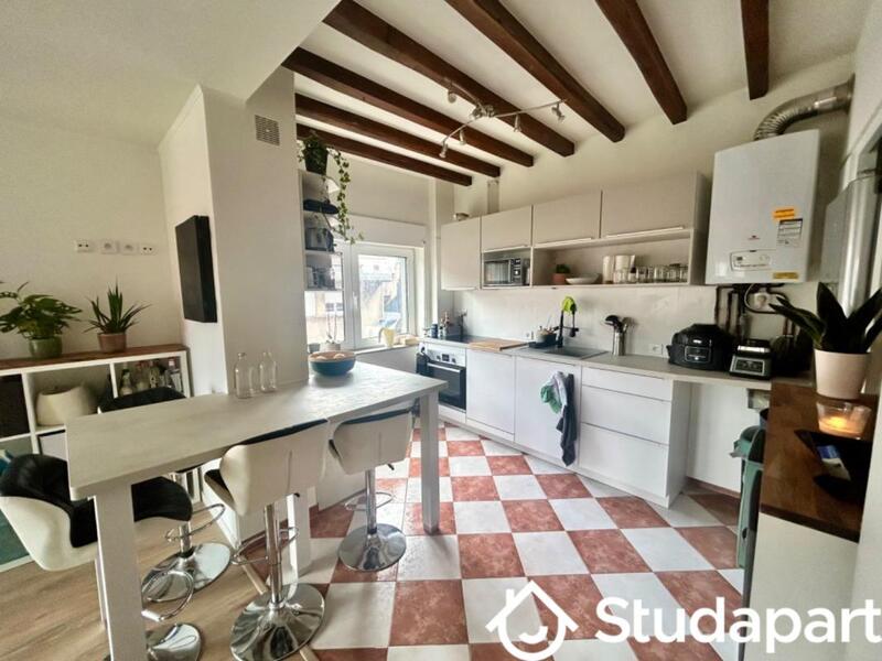 Chambre - 12 m² - 1 pièce