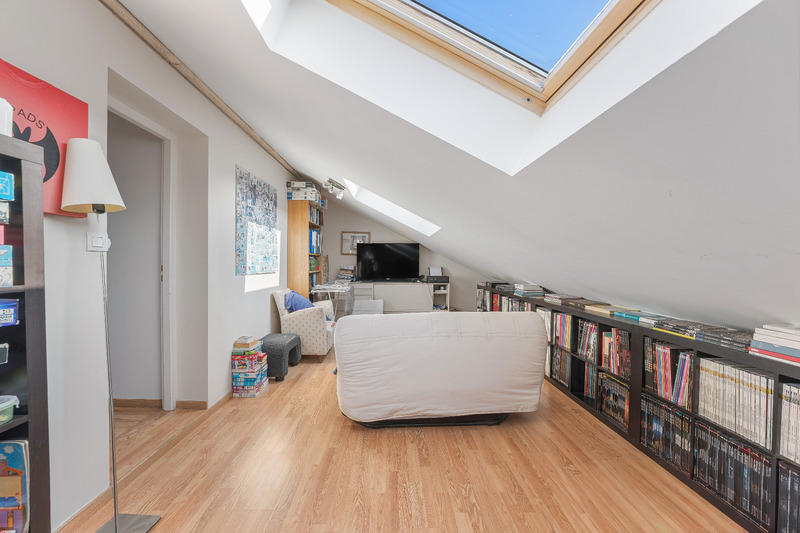 Maison - 159 m² - 7 pièces