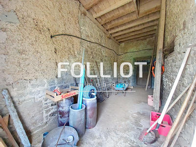 Maison - 200 m² - 2 pièces