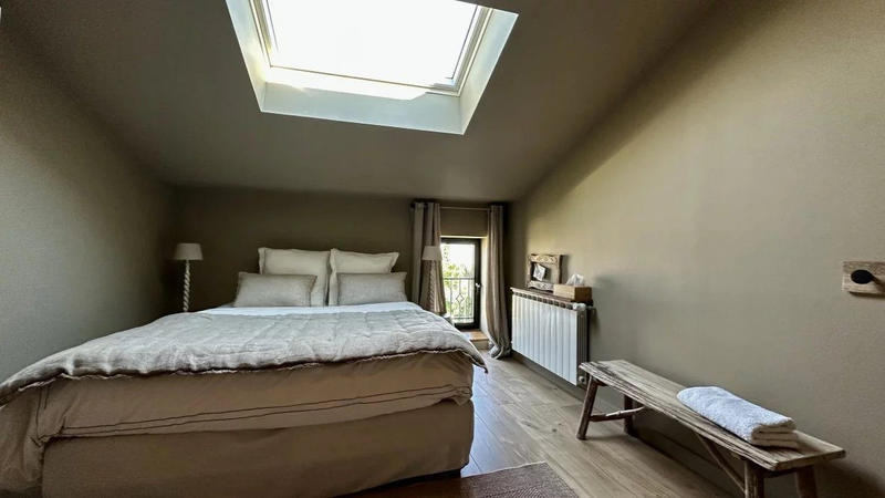 Maison - 207 m² - 9 pièces