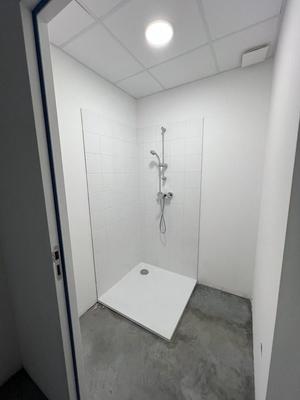 Local d'activités - 303 m² - 3 pièces