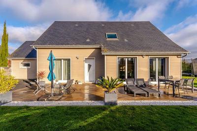 Maison - 165 m² - 6 pièces