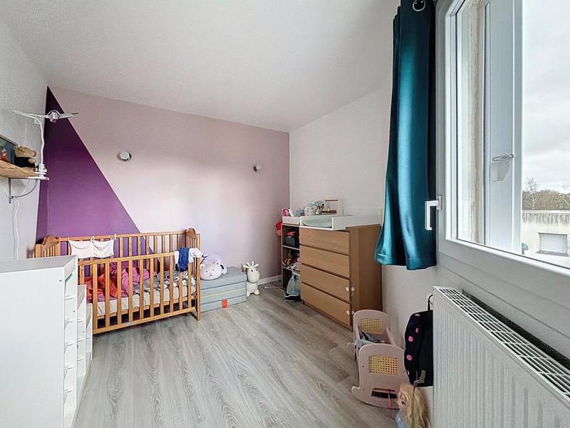 Duplex - 77 m² - 4 pièces