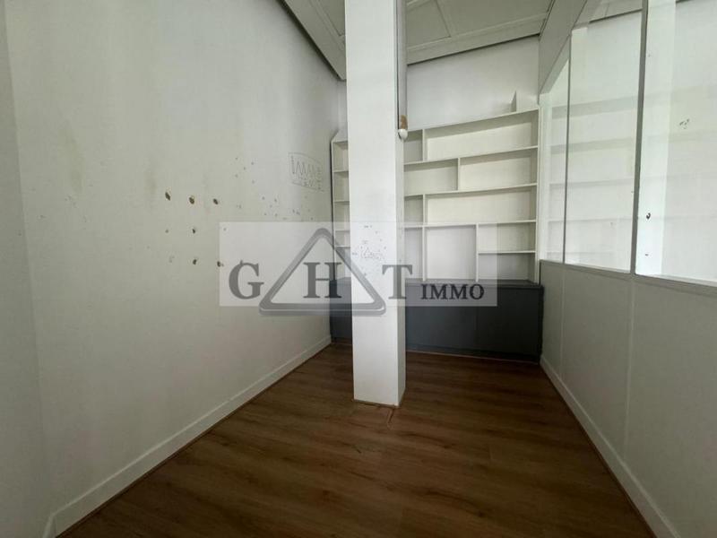 Local commercial - 110 m²