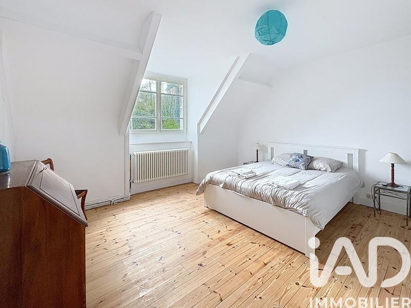 Maison - 179 m² - 7 pièces