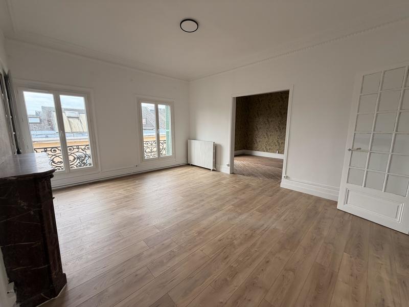 Appartement - 111 m² - 5 pièces