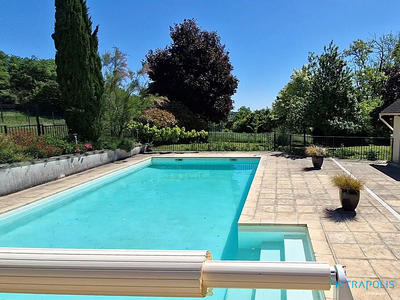 Maison ancienne - 306 m² - 12 pièces