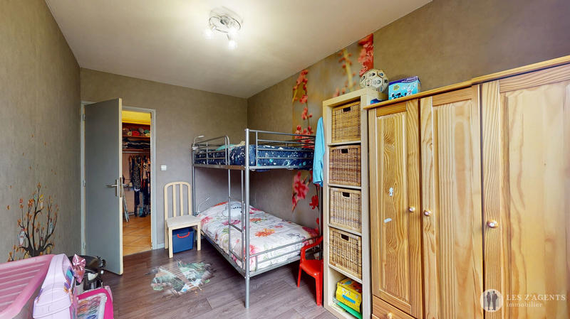 Appartement - 82 m² - 4 pièces