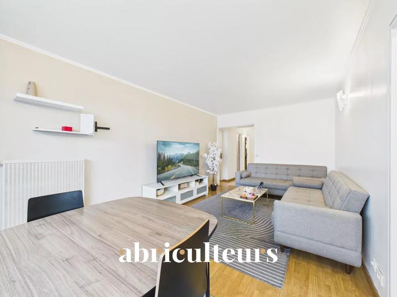 Appartement - 80 m² - 4 pièces