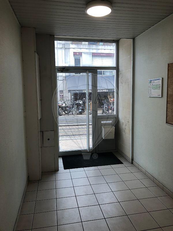 Bureau - 319 m² - 10 pièces