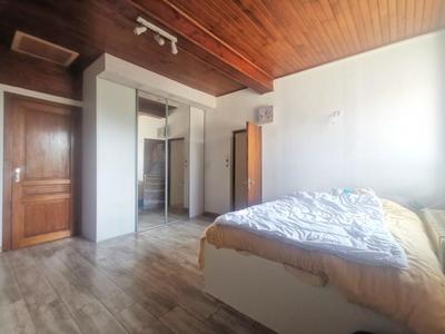 Maison - 138 m² - 5 pièces