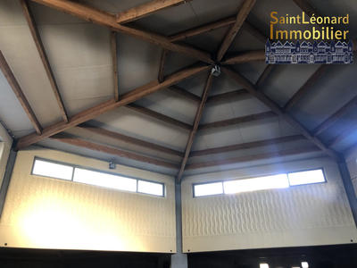 Maison - 620 m² - 1 pièce