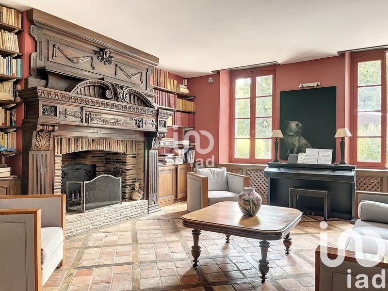 Château - 670 m² - 16 pièces