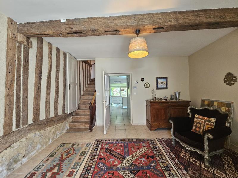 Maison traditionnelle - 157 m² - 4 pièces