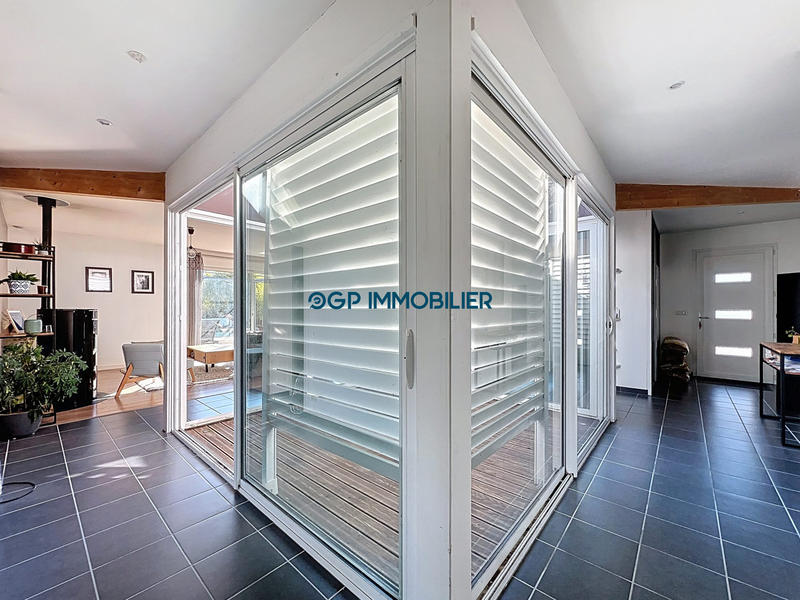 Maison contemporaine - 148 m² - 5 pièces