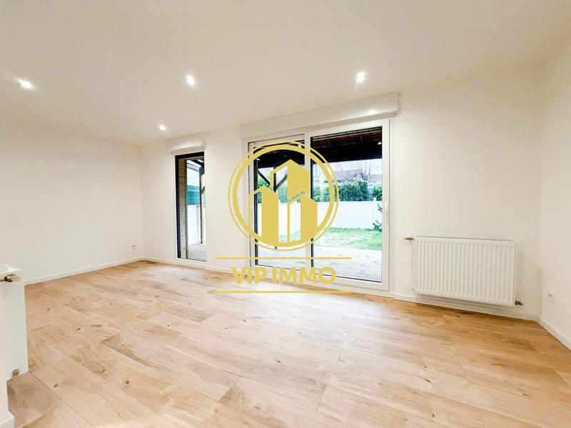 Maison - 80 m² - 5 pièces