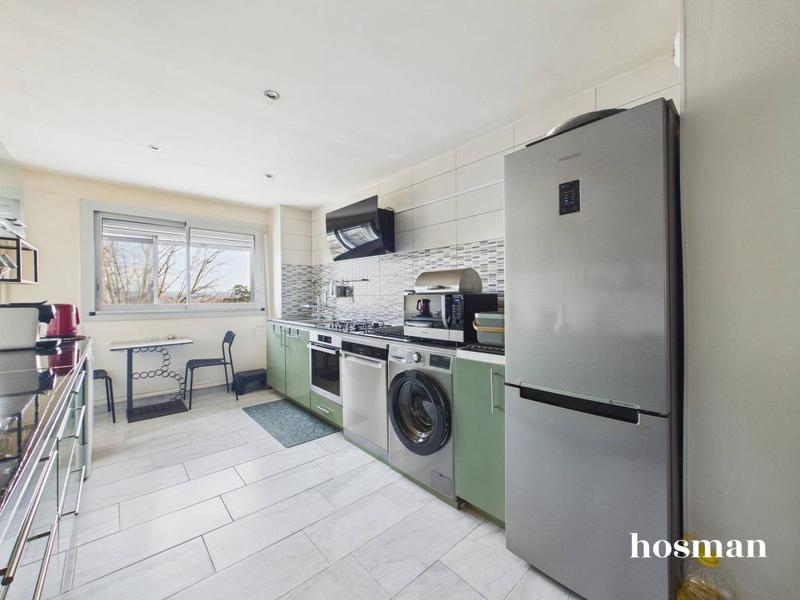 Appartement - 83 m² - 4 pièces