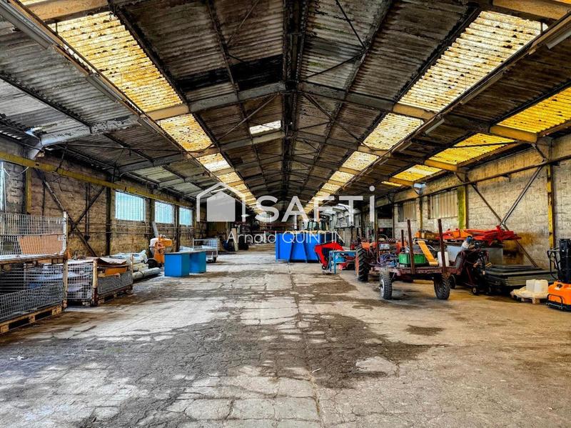 Local commercial - 1 970 m² - 8 pièces