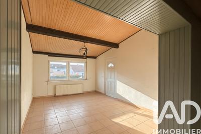 Maison - 93 m² - 5 pièces