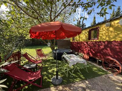 Propriété - 435 m² - 15 pièces