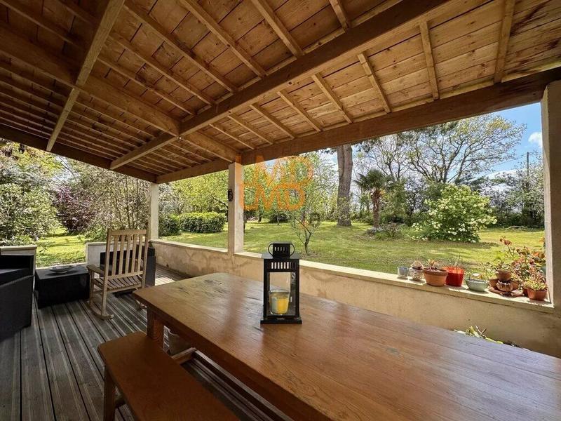 Longère - 205 m² - 9 pièces