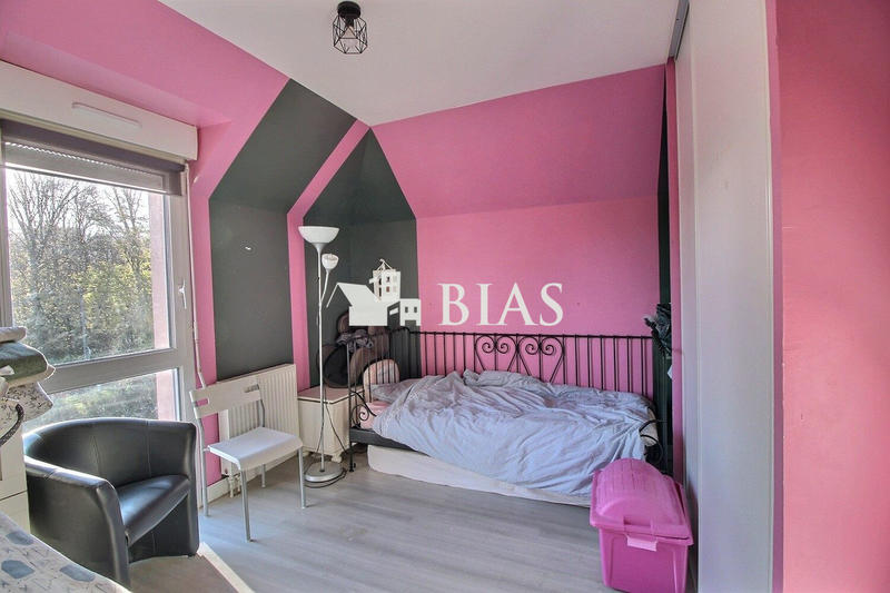 Maison - 101 m² - 5 pièces