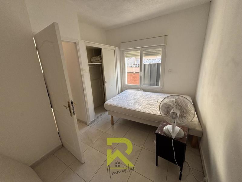 Immeuble - 127 m² - 9 pièces