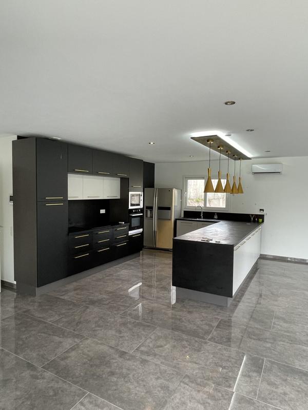 Maison - 135 m² - 6 pièces