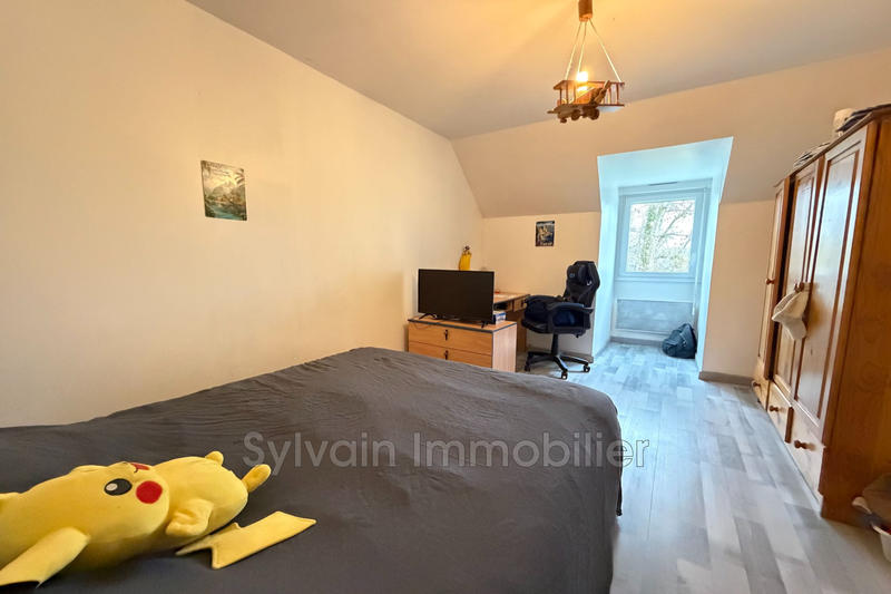 Maison - 99 m² - 4 pièces